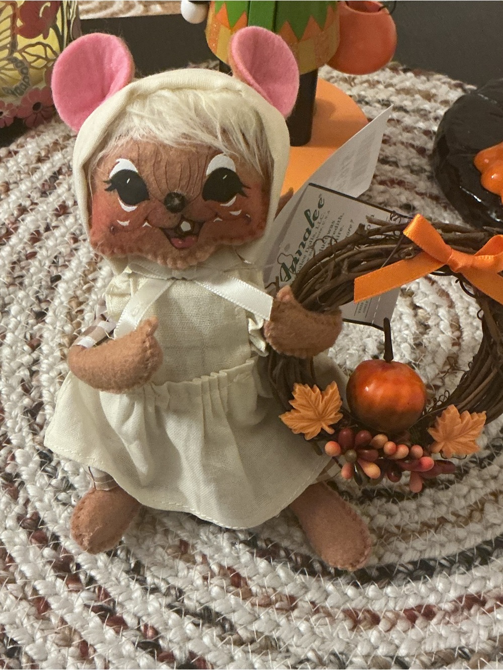 Annalee Handcrafted Cream Mouse Doll with Autumn Wreath